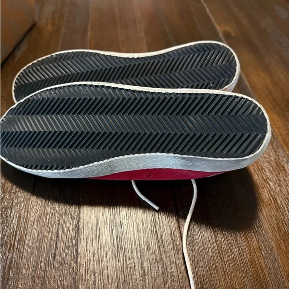 Golden Goose Red Suede & White Leather Low-Top Sneakers with Silver Star - Picture 3 of 4